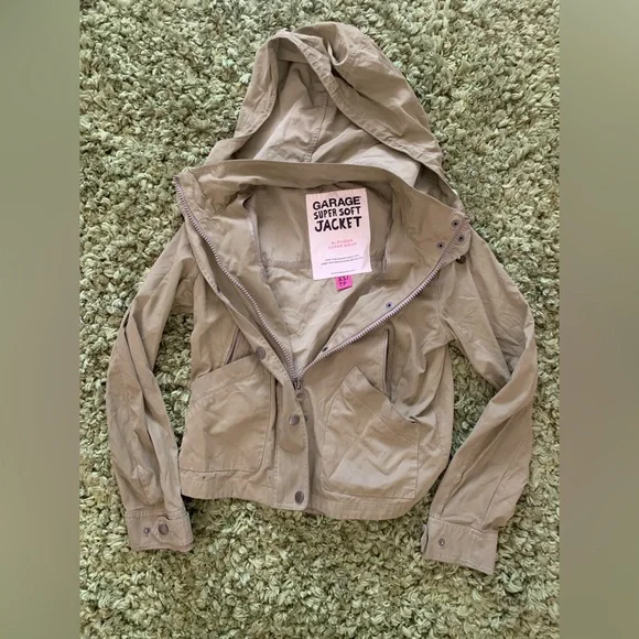 Spring crop coat - Picture 2 of 2